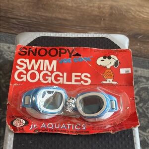 Blue and White Sunglasses for Stylish Protection